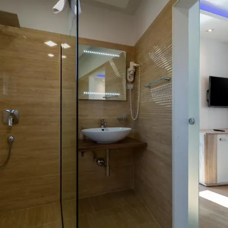 Βίλα Golfista In Pula For 10 Persons With Whirlpool, Mini Golf, Sea View & Only 200 M From *